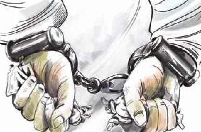 Pretend to kill a sister to get others involved | दुसऱ्यांना अडकवण्यासाठी सख्ख्या बहिणीला जाळले; फिर्यादीच निघाले मारेकरी