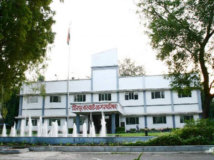 Shirpur N.P. in the state. 6th place | राज्यात शिरपूर न.पा. ६व्या स्थानी Shirpur N.P. in the state. 6th place | राज्यात शिरपूर न.पा. ६व्या स्थानी