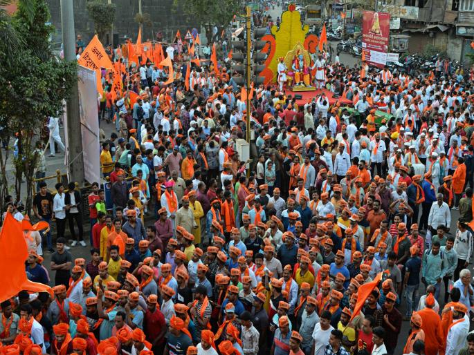 Kolhapurkar was stunned by the chanting of Sri Ram | एकच नाम, जय श्रीराम..जय श्रीराम; कोल्हापूरकर श्रीरामाच्या जयघोषात दंग