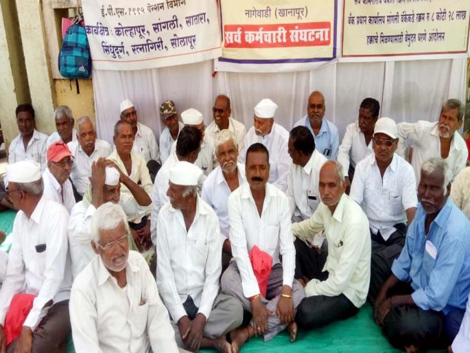Workers of Yashwant Cooperative Sugar Factory have begun a 50 day strike for unpaid wages | Sangli News: ‘यशवंत’मधील कामगारांच्या आंदोलनाची आज पन्नाशी; काळी गुढी उभारुन चटणी-भाकरी खाऊन करणार निषेध Workers of Yashwant Cooperative Sugar Factory have begun a 50 day strike for unpaid wages | Sangli News: ‘यशवंत’मधील कामगारांच्या आंदोलनाची आज पन्नाशी; काळी गुढी उभारुन चटणी-भाकरी खाऊन करणार निषेध