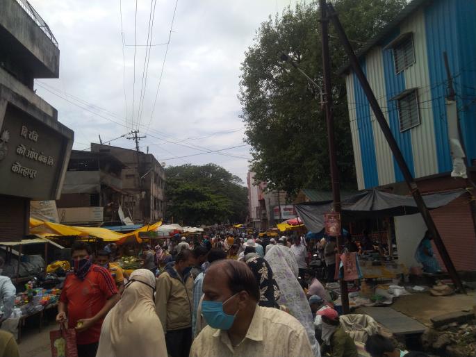 Coronavirus Unlock: Laxmipuri, Kasba Bawda weekly market closed | Coronavirus Unlock : लक्ष्मीपुरी, कसबा बावडा आठवडा बाजार बंद Coronavirus Unlock: Laxmipuri, Kasba Bawda weekly market closed | Coronavirus Unlock : लक्ष्मीपुरी, कसबा बावडा आठवडा बाजार बंद