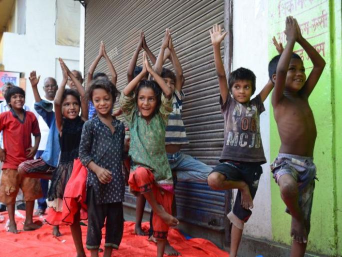 Effect of World Yoga Day; We also do Yogas ... | प्रभाव जागतिक योग दिनाचा; आम्हीही करतो योगासने ...