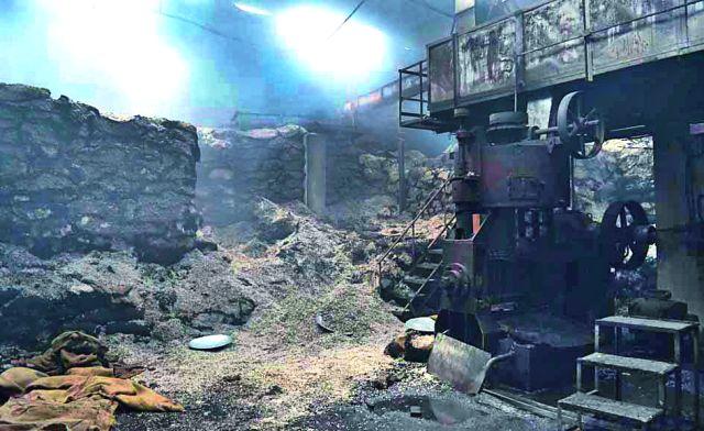 Dangerous fire burn mill mill | भीषण आगीत आॅईल मिल जळून खाक Dangerous fire burn mill mill | भीषण आगीत आॅईल मिल जळून खाक