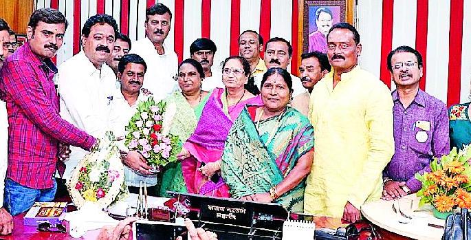 BJP's stand of four Subject Committee Chairmen, Sub-Chapters | चार विषय समिती सभापती, उपसभापतिपदी भाजपची बाजी