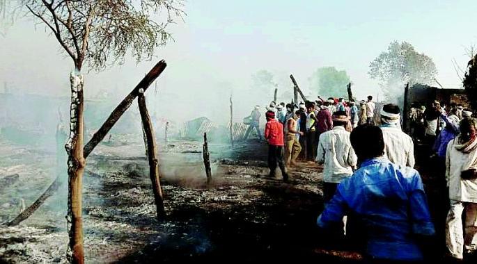 There is no fire burner! | धारणीत अग्निशमनवाहनच नाही ! There is no fire burner! | धारणीत अग्निशमनवाहनच नाही !