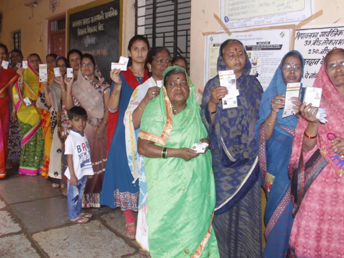 Beed district polls: 5.7 percent | बीड जिल्ह्यात ६८.१२ टक्के मतदान Beed district polls: 5.7 percent | बीड जिल्ह्यात ६८.१२ टक्के मतदान