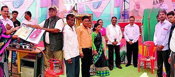 Prime Minister Ujjawala plan is important for the purpose | उद्देशपूर्तीसाठी प्रधानमंत्री उज्ज्वला योजना महत्त्वाची