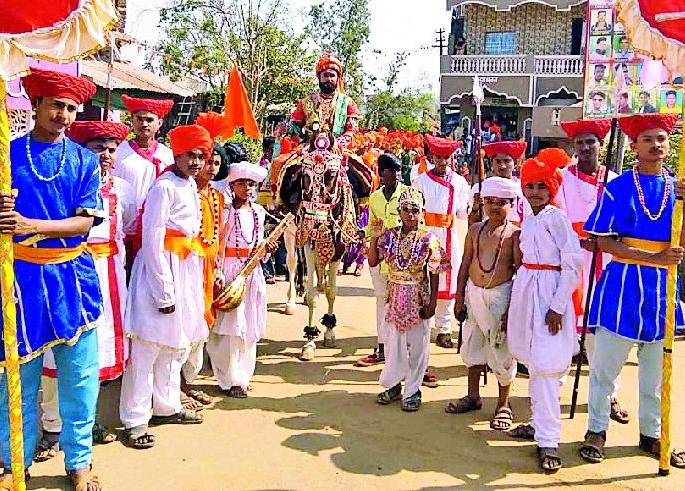 Shivjanmotsav ceremony in Palanpur | पालांदुरात शिवजन्मोत्सव सोहळा Shivjanmotsav ceremony in Palanpur | पालांदुरात शिवजन्मोत्सव सोहळा