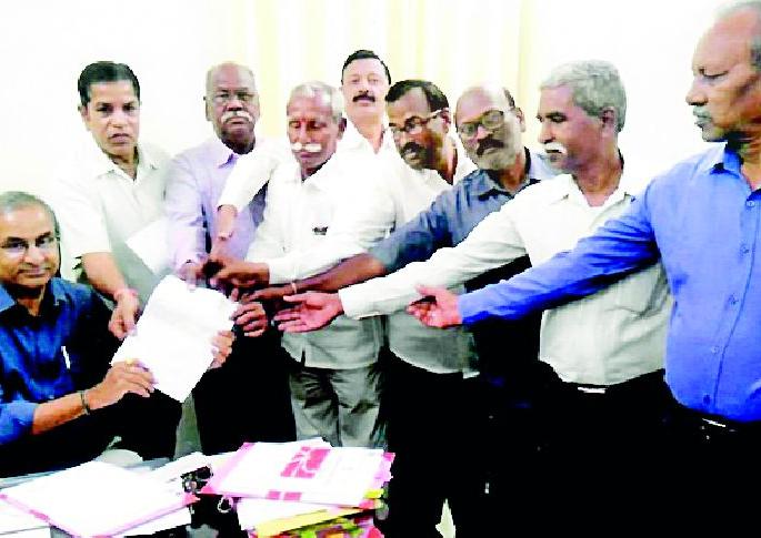 Advocates attack Delhi Police | दिल्ली पोलिसांवर हल्ला करणाऱ्या वकिलांचा निषेध Advocates attack Delhi Police | दिल्ली पोलिसांवर हल्ला करणाऱ्या वकिलांचा निषेध