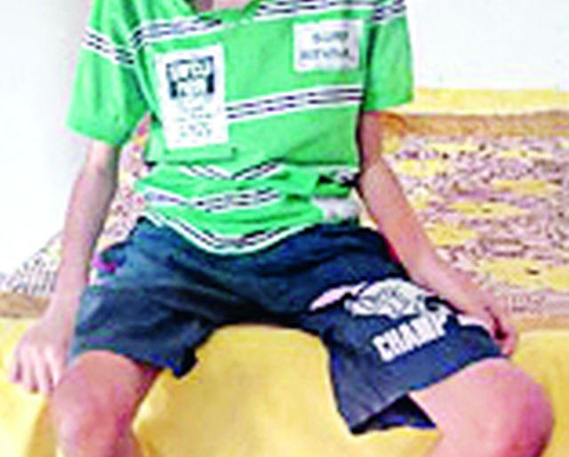 The bed nailed to the time of toy-racing | खेळण्या-बागडण्याच्या वयात साहिल खिळला अंथरूणाला The bed nailed to the time of toy-racing | खेळण्या-बागडण्याच्या वयात साहिल खिळला अंथरूणाला