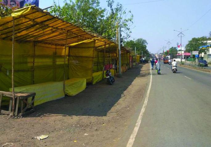 Buldana district again in the direction of lockdown | बुलडाणा जिल्हा पुन्हा लॉकडाऊनच्या दिशेने