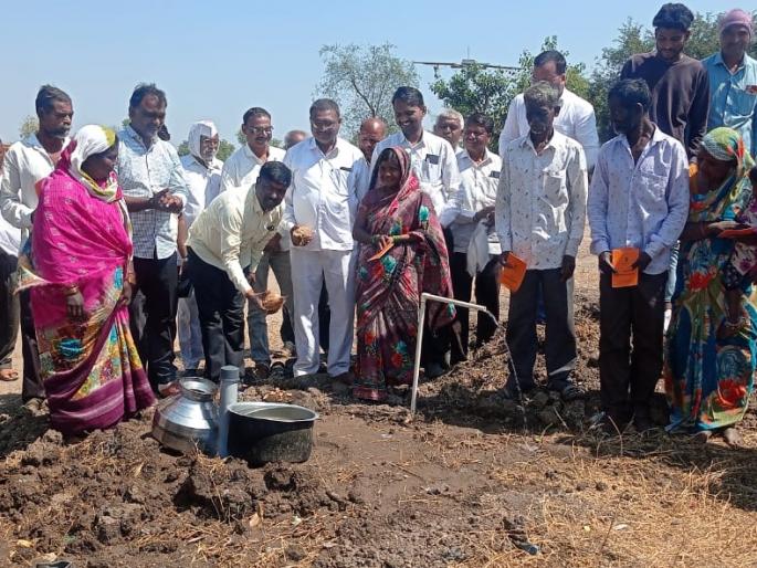 Chinchodikar gets knocked down! | चिंचोडीकरांना ठक्करबाप्पा पावला ! Chinchodikar gets knocked down! | चिंचोडीकरांना ठक्करबाप्पा पावला !