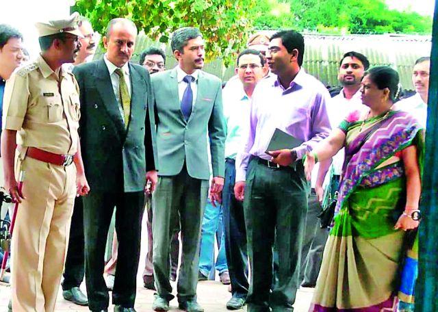 Find employment by acquiring craftsmanship | हस्तकौशल्य आत्मसात करुन रोजगार मिळवावा Find employment by acquiring craftsmanship | हस्तकौशल्य आत्मसात करुन रोजगार मिळवावा