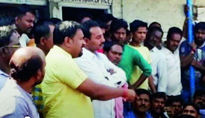 First pay; Then move the manufactures | आधी पगार द्या; नंतरच मशिनरीज हलवा First pay; Then move the manufactures | आधी पगार द्या; नंतरच मशिनरीज हलवा