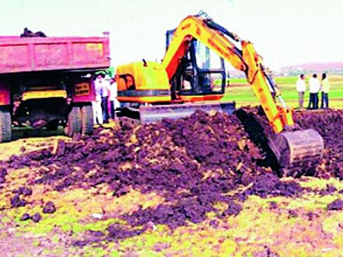 In the district 32, 9 52 cubic meters of sludge drainage | जिल्ह्यात ३२ हजार ९५२ घनमीटर गाळ उपसा In the district 32, 9 52 cubic meters of sludge drainage | जिल्ह्यात ३२ हजार ९५२ घनमीटर गाळ उपसा
