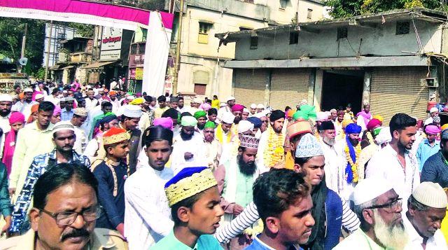 Chandrapur is the fastest moat of Eid | ईदच्या मिरवणुकीने दुमदुमले चंद्रपूर