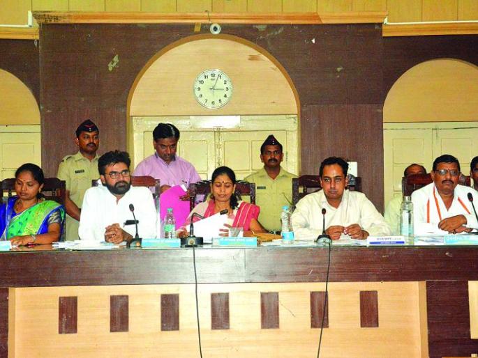 Zilla Parishad special meeting; Rs 7.39 crore in Sesfand | जिल्हा परिषद विशेष सभा; सेसफंडातील ७.३९ कोटींवर गदारोळ Zilla Parishad special meeting; Rs 7.39 crore in Sesfand | जिल्हा परिषद विशेष सभा; सेसफंडातील ७.३९ कोटींवर गदारोळ