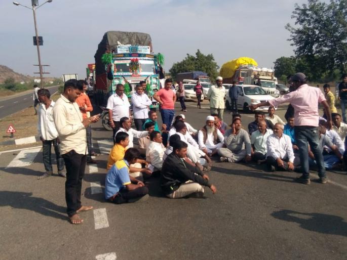 Two brothers killed in truck crash | ट्रकच्या धडकेत दोघ भावांचा मृत्यू Two brothers killed in truck crash | ट्रकच्या धडकेत दोघ भावांचा मृत्यू