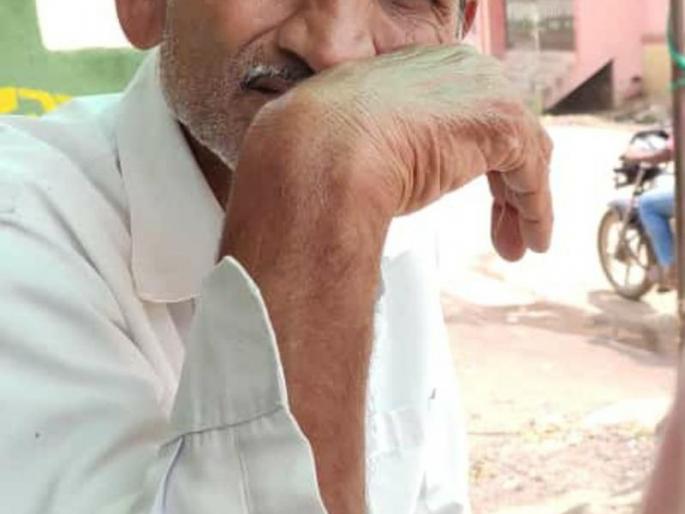 Uncle stabs uncle, kills uncle | पुतण्याकडून काकावर चाकूचे वार, काका ठार Uncle stabs uncle, kills uncle | पुतण्याकडून काकावर चाकूचे वार, काका ठार