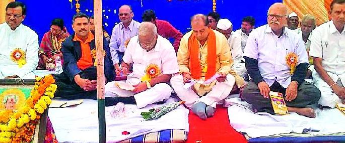 The Teeli community break the strains of the stomach | तेली समाजाने पोटजातीची बंधने तोडावीत