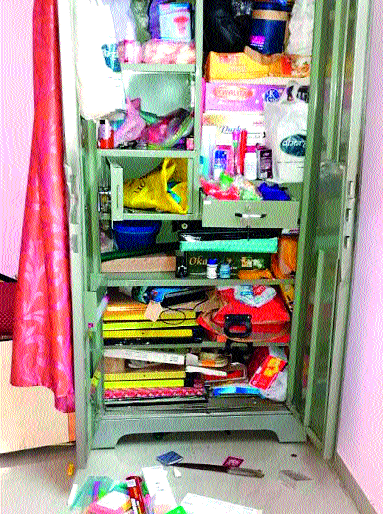 Lace 30 ornaments of gold ornaments at laziness | आळसंद येथे ३० तोळे सोन्याचे दागिने लंपास