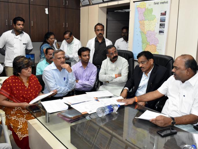 Start work at District Hospital restroom: Anil Parab | जिल्हा रूग्णालयातील विश्रांतीगृहाचे काम सुरु करा : अनिल परब