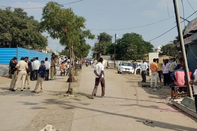 Deleted 3 transgressions in Rajur | राजूर येथील ४८ अतिक्रमणे हटविली