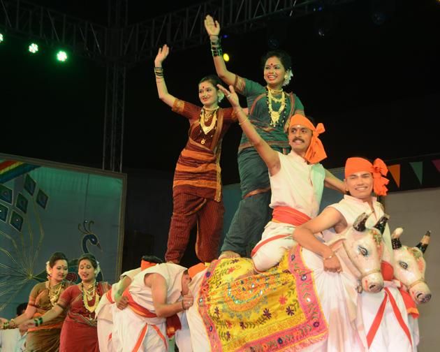 Message of unity from the festival - move | महोत्सवातून एकतेचा संदेश- कदम Message of unity from the festival - move | महोत्सवातून एकतेचा संदेश- कदम