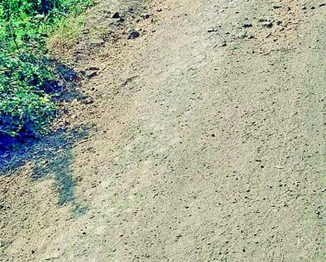 Ambaner-Jirewadi road repair | अंबानेर-जिरेवाडी रस्त्याची दुरवस्था Ambaner-Jirewadi road repair | अंबानेर-जिरेवाडी रस्त्याची दुरवस्था