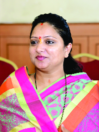 Shamika Mahadik, Raju Magadum; Kolhapur Zilla Parishad survey | शौमिका महाडिक, राजू मगदूम यांच्यात खडाजंगी; कोल्हापूर जिल्हा परिषद दणाणली Shamika Mahadik, Raju Magadum; Kolhapur Zilla Parishad survey | शौमिका महाडिक, राजू मगदूम यांच्यात खडाजंगी; कोल्हापूर जिल्हा परिषद दणाणली