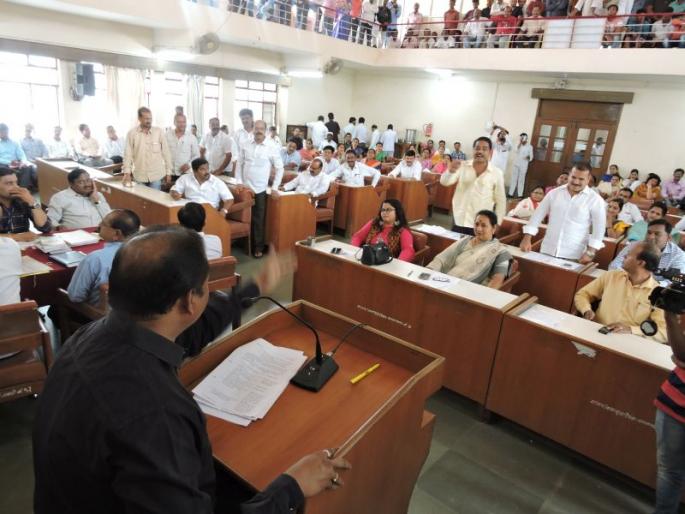 Opponents in the majority 'provincial' defeat, rejected all the issues of urban development front | बहुमताच्या ‘प्रांतात’ विरोधक हरले, नगरविकास आघाडीचे सर्व विषय फेटाळले Opponents in the majority 'provincial' defeat, rejected all the issues of urban development front | बहुमताच्या ‘प्रांतात’ विरोधक हरले, नगरविकास आघाडीचे सर्व विषय फेटाळले