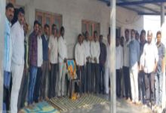 Greetings to Saint Gadge Baba in Pathre | पाथरेत संत गाडगेबाबांना अभिवादन