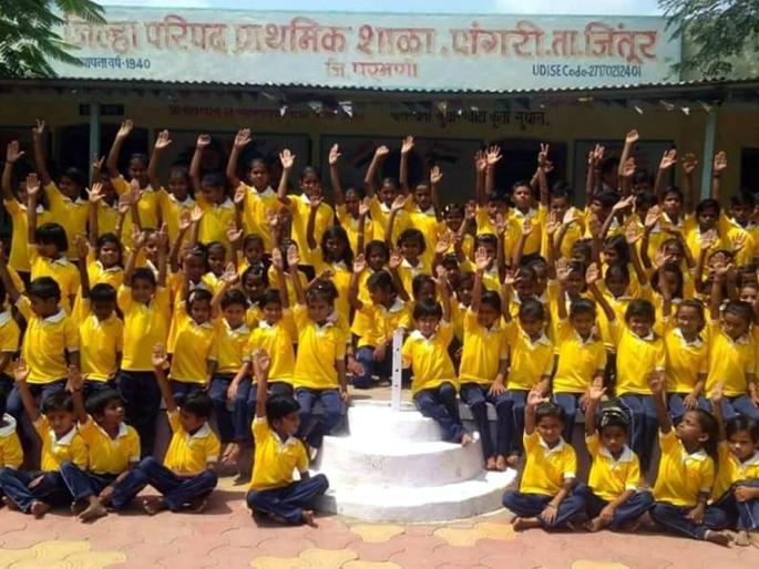 Parbhani: Pangri school enhanced from public participation | परभणी : लोकसहभागातून वाढविल्या पांगरी शाळेत सुविधा Parbhani: Pangri school enhanced from public participation | परभणी : लोकसहभागातून वाढविल्या पांगरी शाळेत सुविधा