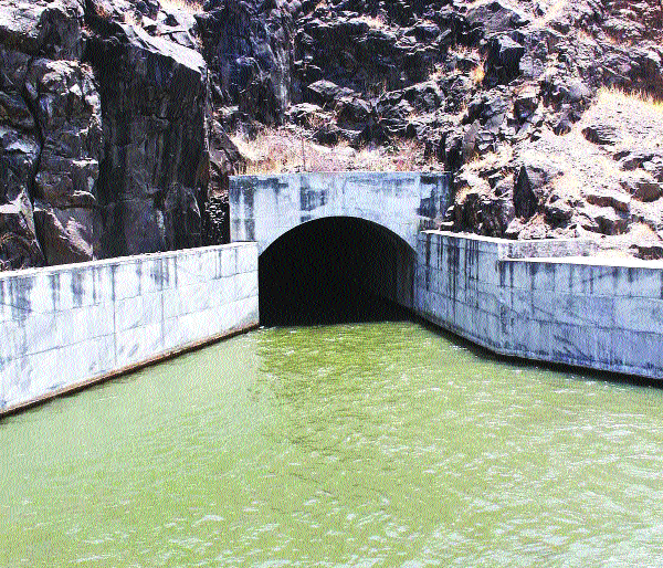 The challenge of completing 'Tembhu' till March 2020 | मार्च २०२० पर्यंत ‘टेंभू’च्या पूर्णत्वाचे आव्हान The challenge of completing 'Tembhu' till March 2020 | मार्च २०२० पर्यंत ‘टेंभू’च्या पूर्णत्वाचे आव्हान