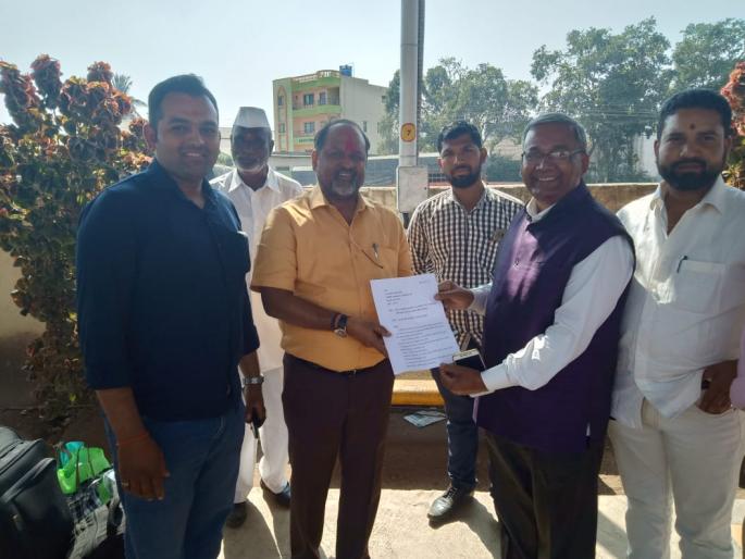 Fisheries department will give stay on recruitment, assured Jankar assured | मत्स्यव्यवसाय विभागाच्या भरतीस स्थगिती देणार, जानकर यांनी दिले आश्वासन