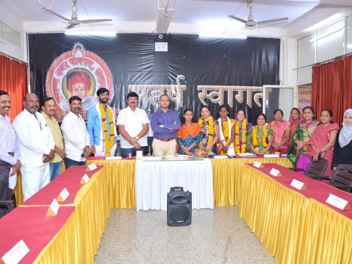 Committees will be handed over to the opposition in Satana Municipality | सटाणा पालिकेत विरोधकांना समित्या बहाल Committees will be handed over to the opposition in Satana Municipality | सटाणा पालिकेत विरोधकांना समित्या बहाल