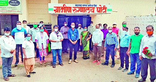 Reception of service providers at Malegaon in Corona | कोरोनात मालेगाव येथे सेवा देणाऱ्यांचा सत्कार Reception of service providers at Malegaon in Corona | कोरोनात मालेगाव येथे सेवा देणाऱ्यांचा सत्कार