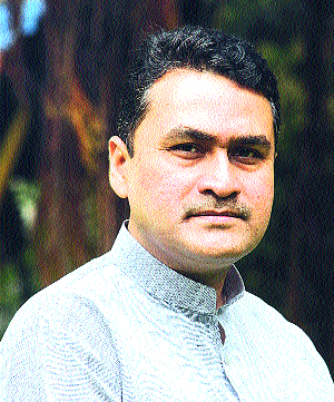 Satyajit Deshmukh's entry into the BJP today will be the start of the Muhurat! | सत्यजित देशमुखांच्या भाजप प्रवेशाचा आज ठरणार मुहूर्त!