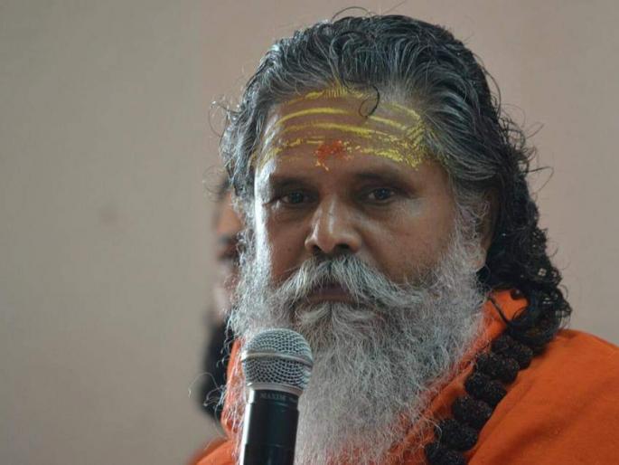 Silence in Trimbakeshwar's Niranjani Panchayat arena! | त्र्यंबकेश्वरच्या निरंजनी पंचायत आखाड्यात सन्नाटा !