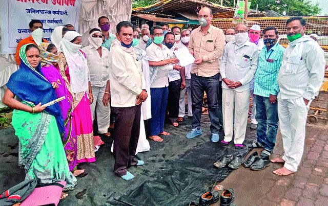 Behind the hunger strike of Vasaka landowners | ‘वसाका’च्या जमीनधारक कामगारांचे उपोषण मागे Behind the hunger strike of Vasaka landowners | ‘वसाका’च्या जमीनधारक कामगारांचे उपोषण मागे