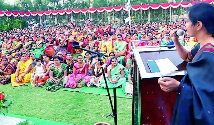 Women should be vigilant to prevent cancer | कर्करोगापासून बचावासाठी स्त्रियांनी जागरूक राहावे Women should be vigilant to prevent cancer | कर्करोगापासून बचावासाठी स्त्रियांनी जागरूक राहावे