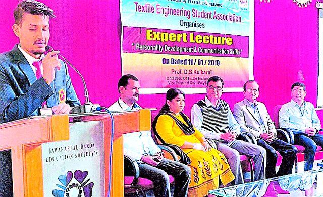 Guidance Camp in JDIET | ‘जेडीआयईटी’मध्ये मार्गदर्शन शिबिर