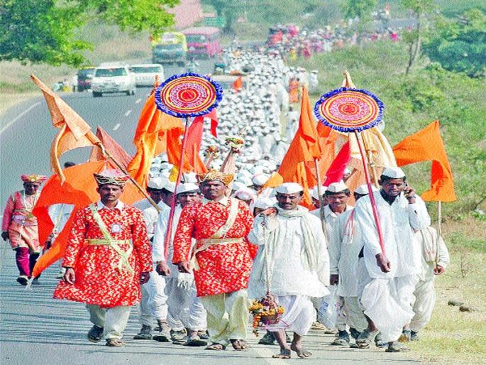 Pandharvi Varar meets the path of Purush Purushartha | पंढरीच्या वारीत भेटतो परमपुरुषार्थ प्राप्तीचा मार्ग Pandharvi Varar meets the path of Purush Purushartha | पंढरीच्या वारीत भेटतो परमपुरुषार्थ प्राप्तीचा मार्ग