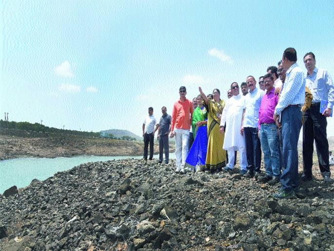 Lack of storage; One time in the city | जलसाठा कमी ; तर शहरात एकवेळ पाणी Lack of storage; One time in the city | जलसाठा कमी ; तर शहरात एकवेळ पाणी