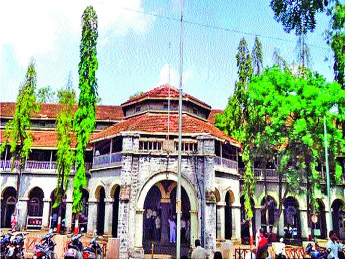  Judicial fee stamp contains a ten-fold increase | न्यायालयीन फी मुद्रांकात तब्बल दहापटीने वाढ