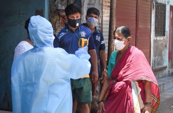 Corona Virus News: 3 thousand 463 new corona infected in Pune city on Saturday and 1 thousand 694 in Pimpri | Corona Virus News :पुणे शहरात शनिवारी ३ हजार ४६३ तर पिंपरीत १ हजार ६९४ नवे कोरोनाबाधित Corona Virus News: 3 thousand 463 new corona infected in Pune city on Saturday and 1 thousand 694 in Pimpri | Corona Virus News :पुणे शहरात शनिवारी ३ हजार ४६३ तर पिंपरीत १ हजार ६९४ नवे कोरोनाबाधित