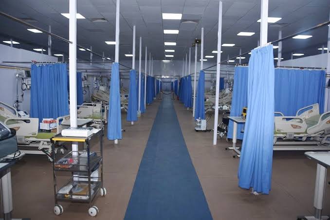 The pressure in the jumbo will never be accept ; pune corporation leader Ganesh Bidkar's warning | कंत्राटांसाठी जम्बोची यंत्रणा वेठीस धरू नका; महापौर-सभागृह नेत्यांकडून विरोधकांचा समाचार The pressure in the jumbo will never be accept ; pune corporation leader Ganesh Bidkar's warning | कंत्राटांसाठी जम्बोची यंत्रणा वेठीस धरू नका; महापौर-सभागृह नेत्यांकडून विरोधकांचा समाचार