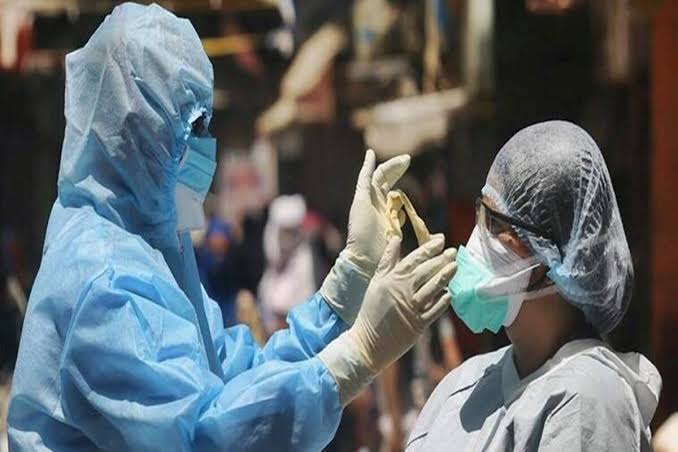 Coronavirus Pune : Consolation to the people of Pune! An increase of 3,991 corona patients in the city on Saturday | Coronavirus Pune : पुणेकरांना दिलासा! शहरात शनिवारी ३ हजार ९९१ कोरोना रुग्णांची वाढ Coronavirus Pune : Consolation to the people of Pune! An increase of 3,991 corona patients in the city on Saturday | Coronavirus Pune : पुणेकरांना दिलासा! शहरात शनिवारी ३ हजार ९९१ कोरोना रुग्णांची वाढ