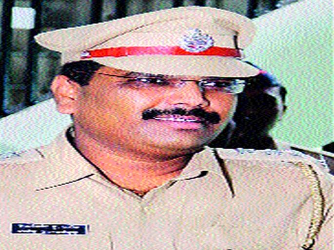  Authentic rickshaw drivers now special stickers! | प्रामाणिक रिक्षाचालकांना आता विशेष स्टिकर !