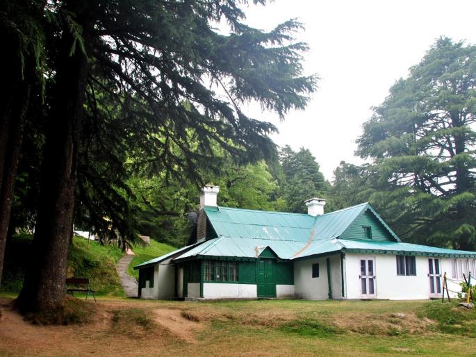 Post of chief in govt rest houses is in trouble in state | सरकारी विश्रामगृहातील खानसामा पदावर गंडांतर; लोकप्रतिनिधींची गैरसोय Post of chief in govt rest houses is in trouble in state | सरकारी विश्रामगृहातील खानसामा पदावर गंडांतर; लोकप्रतिनिधींची गैरसोय